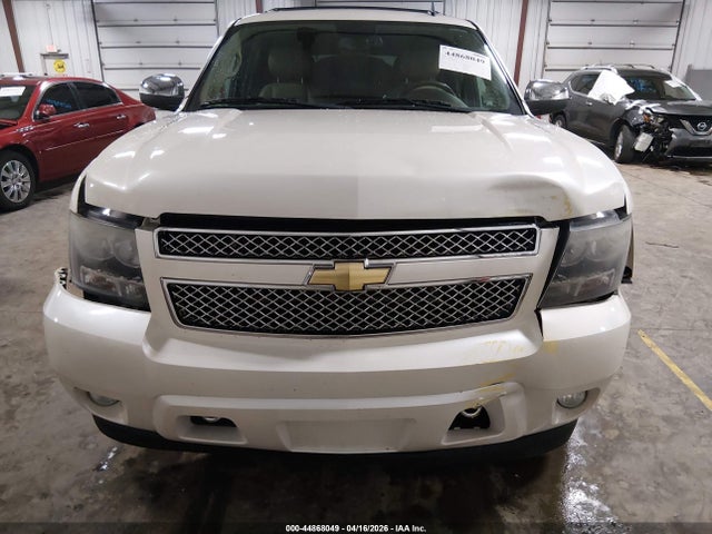 Chevrolet Suburban 1500 Ltz