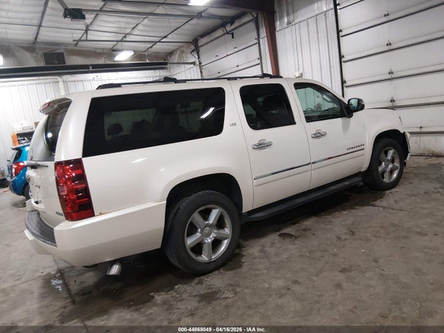 Chevrolet Suburban 1500 Ltz