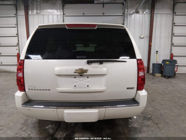 Chevrolet Suburban 1500 Ltz