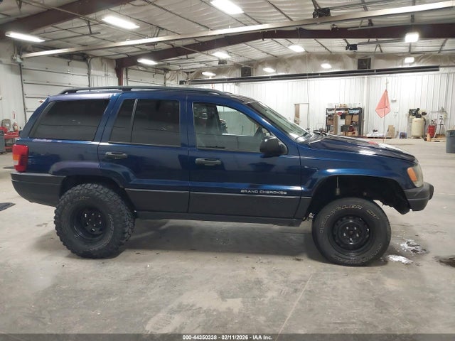 Jeep Grand Cherokee Laredo
