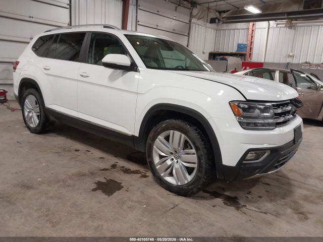 Salvage Volkswagen Atlas Image