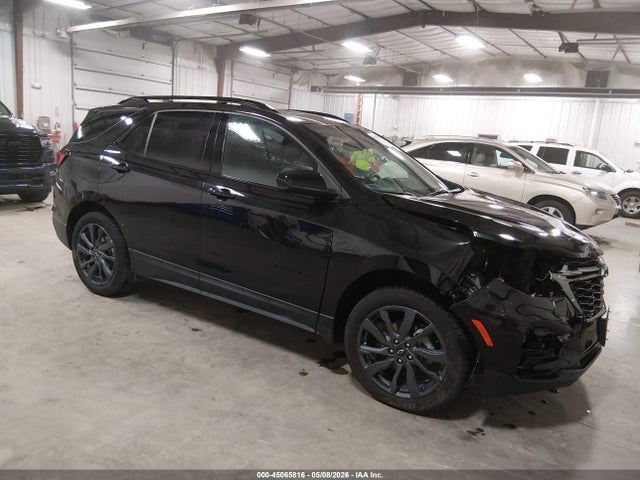Salvage Chevrolet Equinox Image