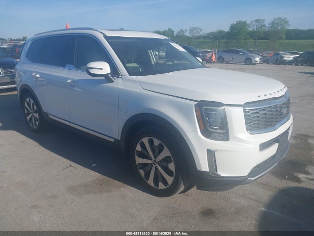 Salvage Kia Telluride Image