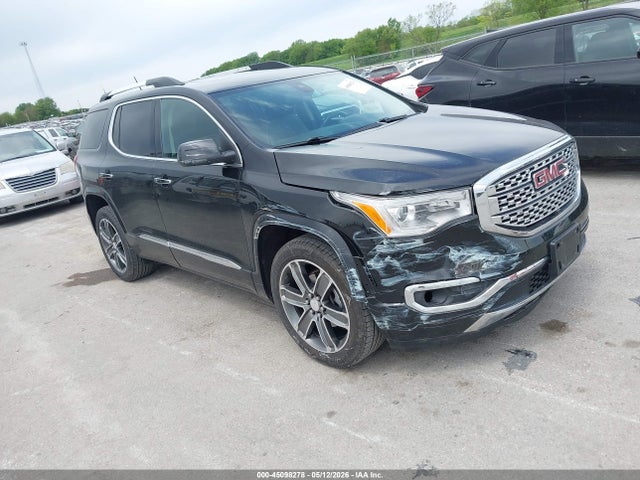 Salvage GMC Acadia Image