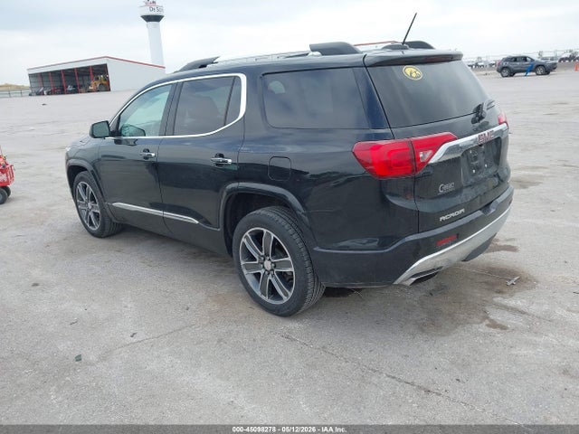 GMC Acadia Denali