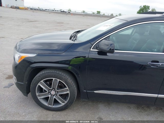 GMC Acadia Denali