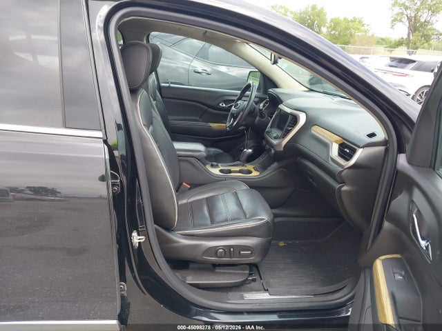 GMC Acadia Denali