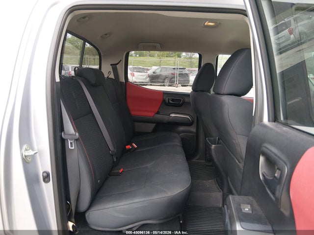Toyota Tacoma Sr5 V6