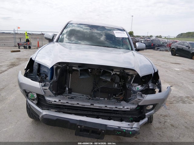 Toyota Tacoma Sr5 V6