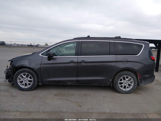 Chrysler Pacifica Touring L