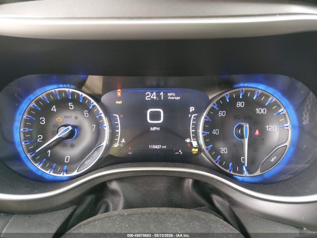 Chrysler Pacifica Touring L