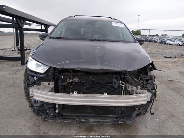 Chrysler Pacifica Touring L