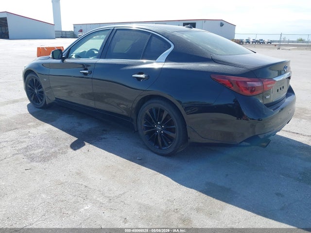 INFINITI Q50 3.0t Luxe