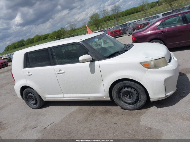 Scion xB