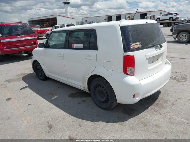 Scion xB