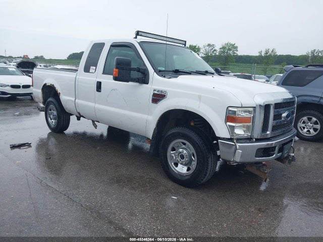 Salvage Ford F-250 Image