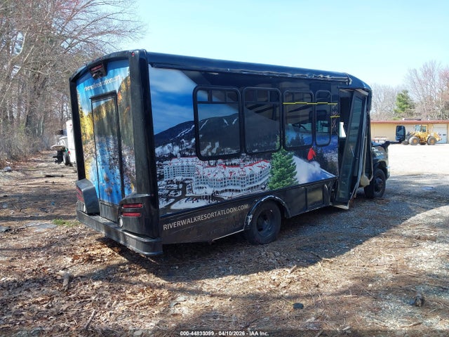 Ford Bus E-350 Cutaway