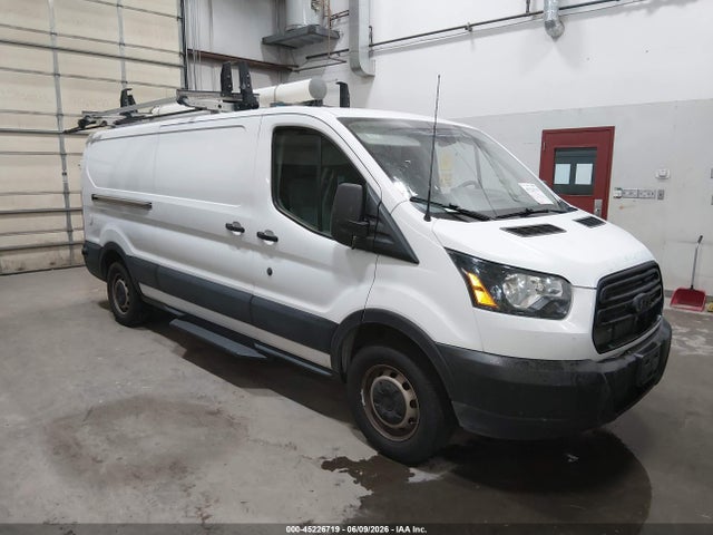 Salvage Ford Transit Image