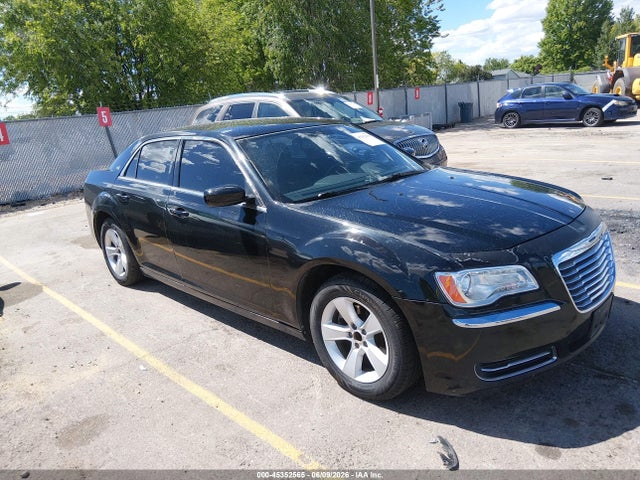 Salvage Chrysler 300 Image