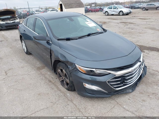 Salvage Chevrolet Malibu Image