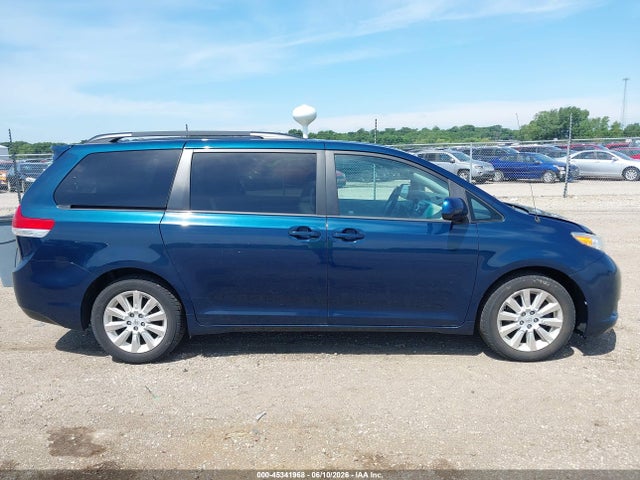 Toyota Sienna Xle 7 Passenger