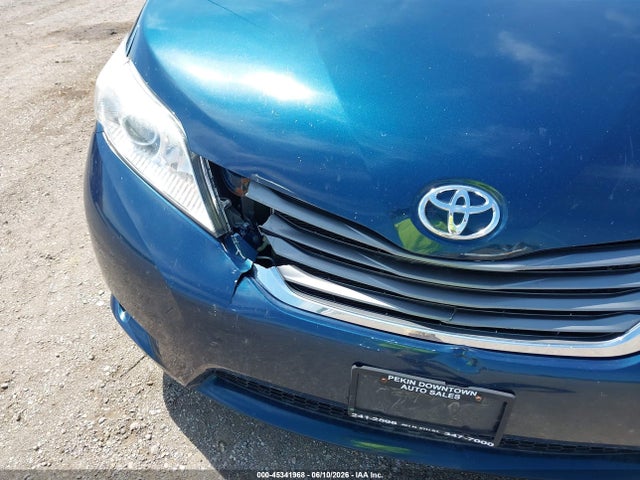 Toyota Sienna Xle 7 Passenger