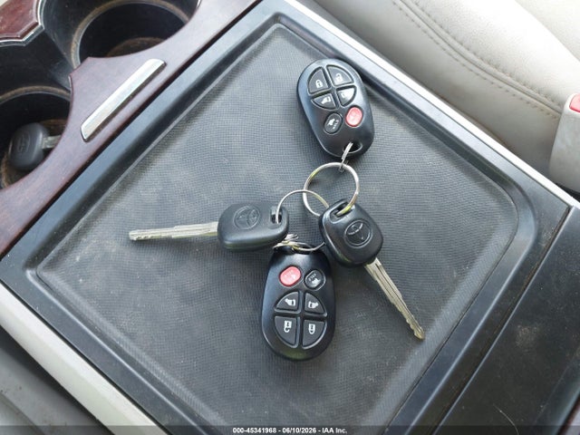 Toyota Sienna Xle 7 Passenger