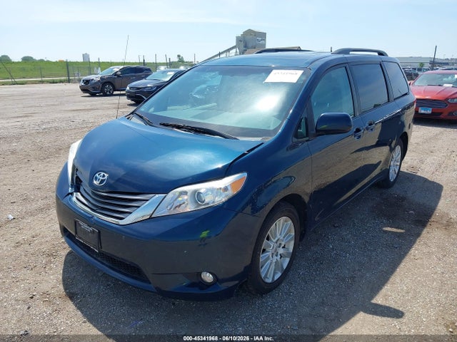 Toyota Sienna Xle 7 Passenger