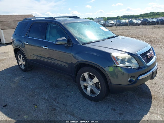 Salvage GMC Acadia Image