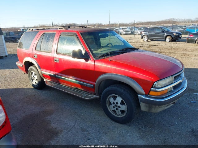 Salvage Chevrolet Blazer Image