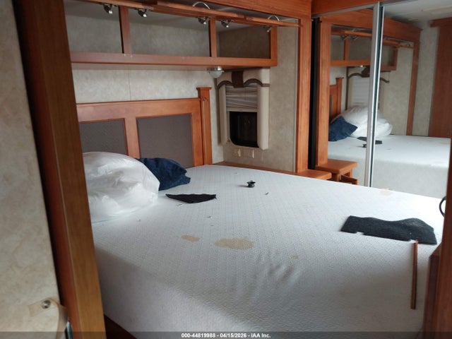 Holiday Rambler Monocoque