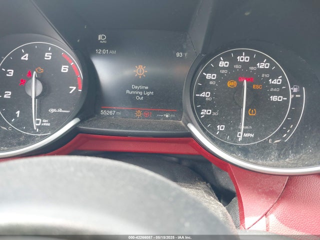 Alfa Romeo Giulia Ti Rwd