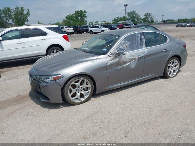 Alfa Romeo Giulia Ti Rwd