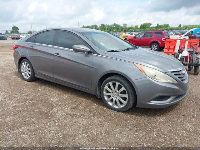 Salvage Hyundai SONATA Image