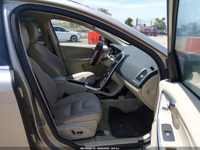 Volvo XC60 T6