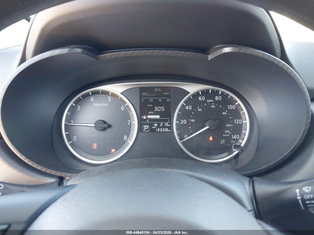 Nissan Versa 1.6 S