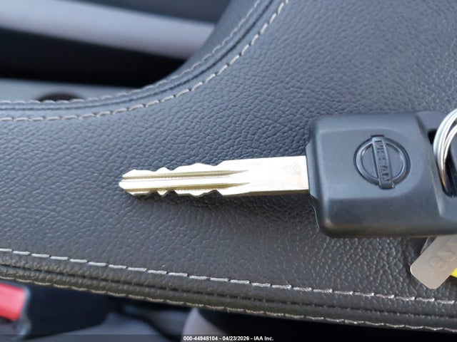 Nissan Versa 1.6 S