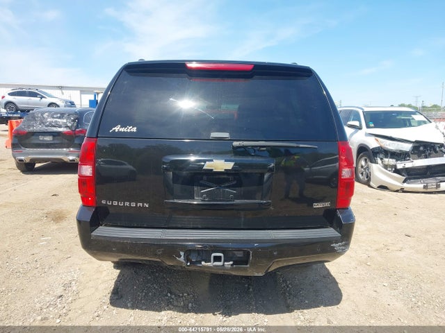 Chevrolet Suburban 1500 Lt