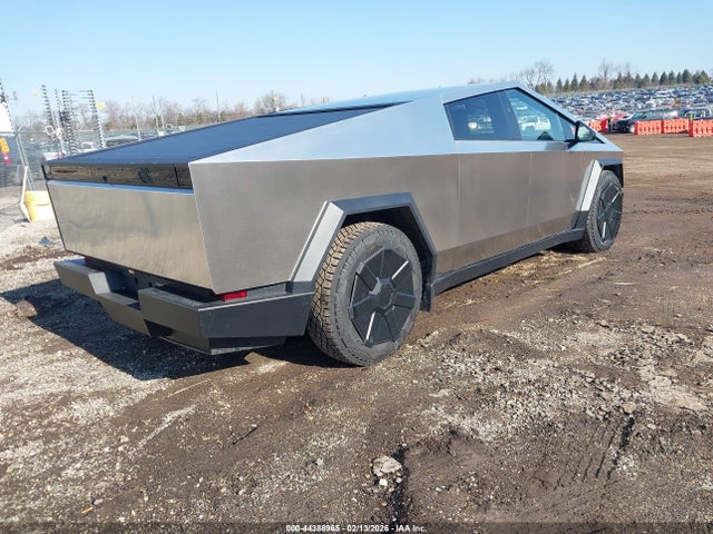 Tesla Cybertruck All-wheel Drive