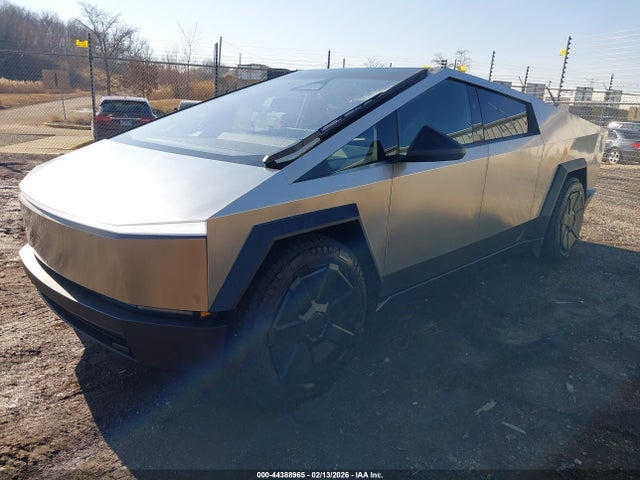 Tesla Cybertruck All-wheel Drive