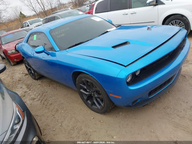 Salvage Dodge Challenger Image