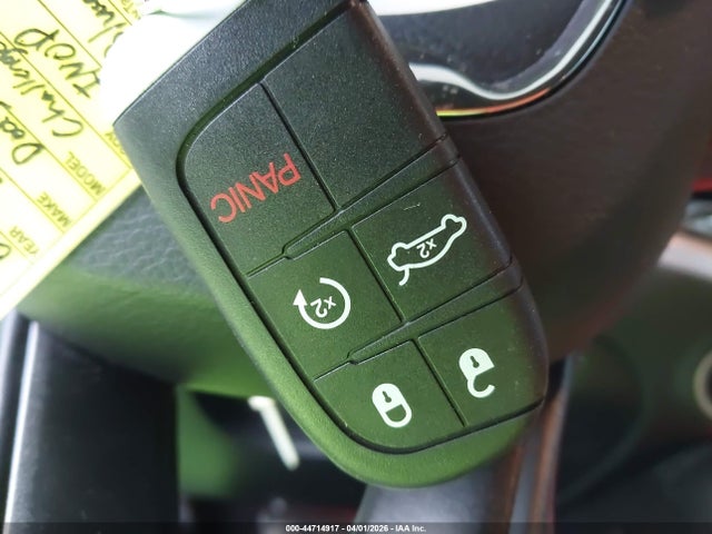 Dodge Challenger Sxt
