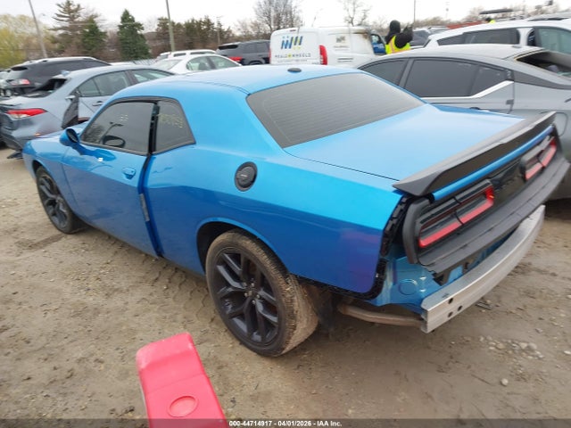 Dodge Challenger Sxt