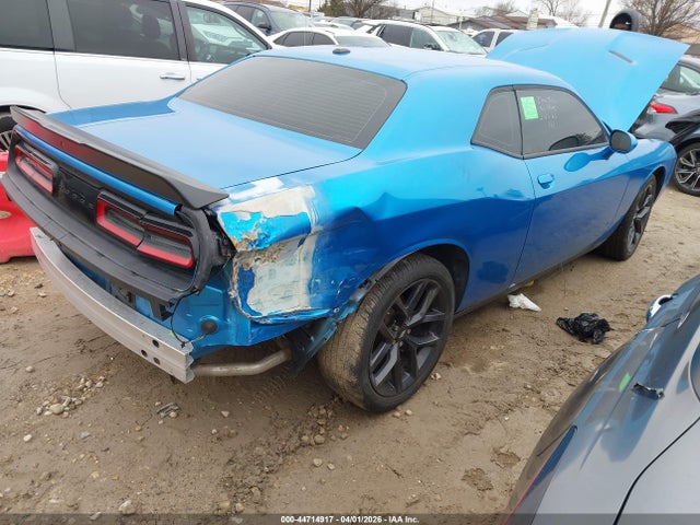 Dodge Challenger Sxt