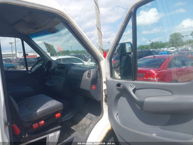 Dodge Sprinter Van 2500 Shc