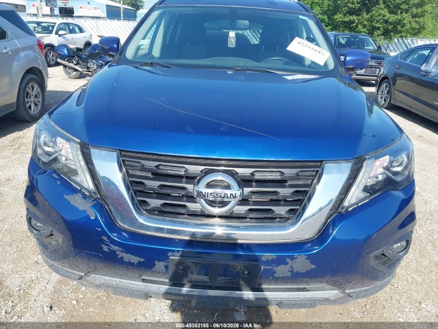 Nissan Pathfinder Sv
