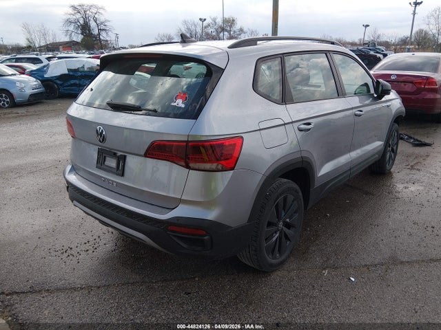 Volkswagen Taos 1.5t S