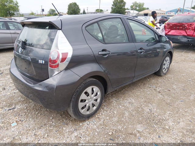 Toyota Prius c Two