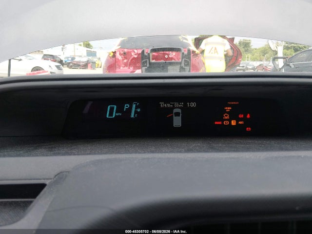 Toyota Prius c Two