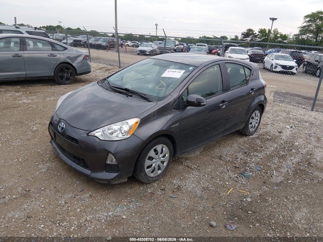 Toyota Prius c Two